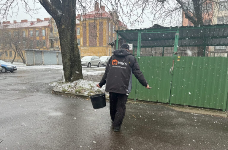 Kojamehe teenus: konteineriala ja hoovi korrashoid talvehooajal