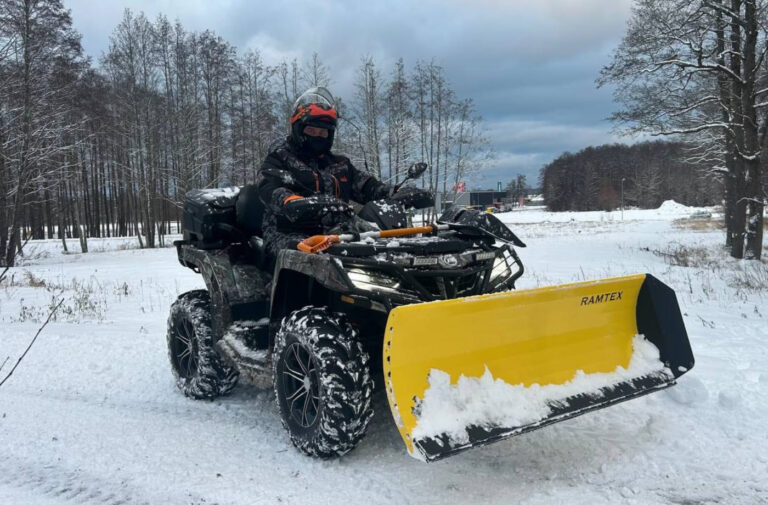 Korteriühistu haldusteenus: ATV lumekoristus ja teehooldus talvel